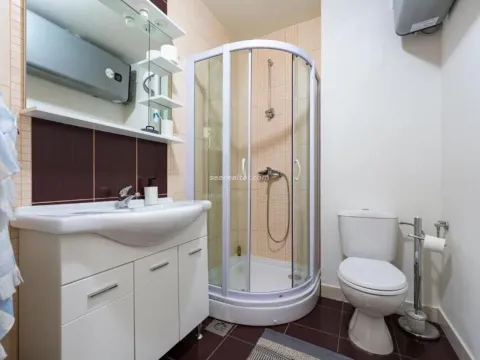 Prodaja, garsonjera, 33m², Risan, Kotor - image 11