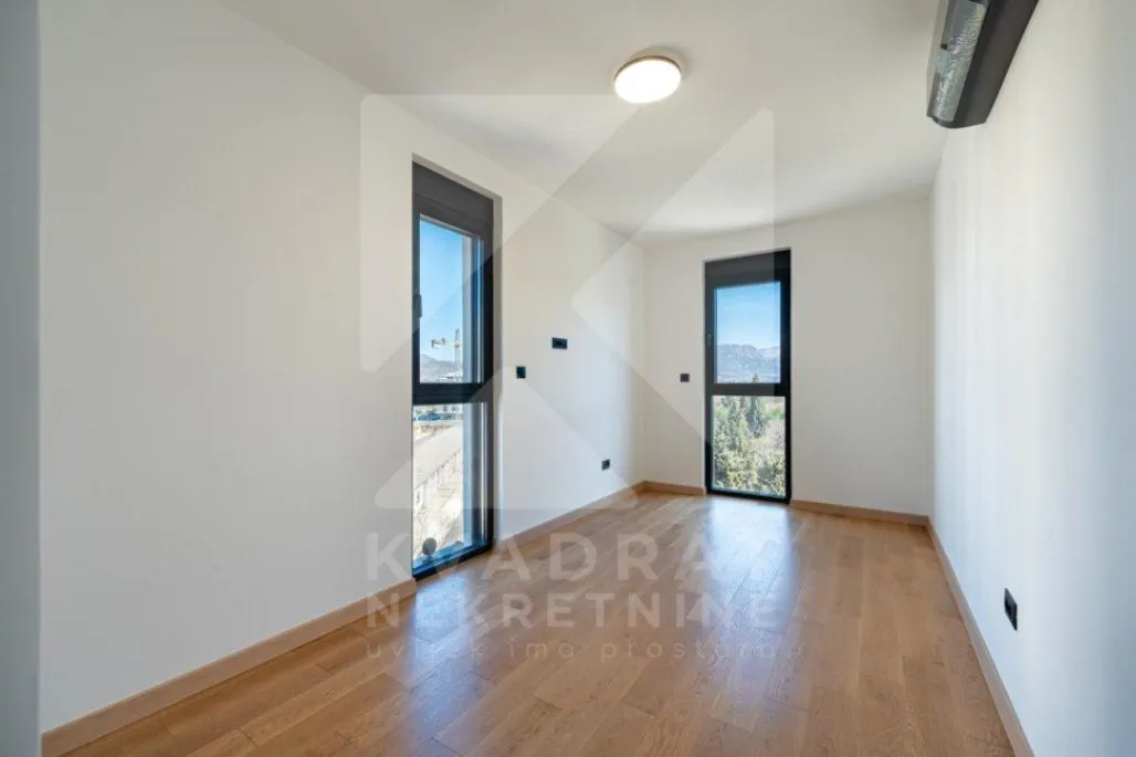 Prodaja, trosoban stan, 163m², Vezirov Most, Podgorica