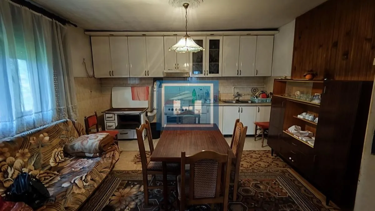 Sale, house, 240m², Batočina, Srbija