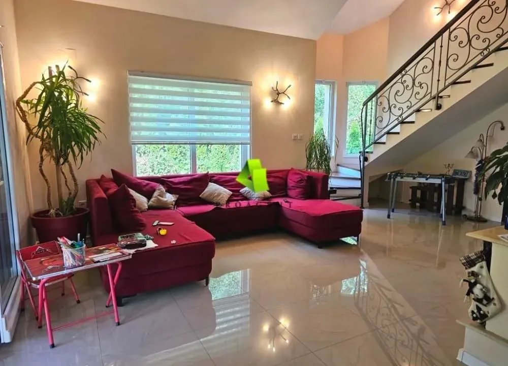 Prodaja, kuća, 180m², Pantelej, Niš