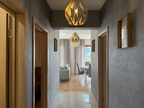 Rent, three bedroom apartment, 85m², Velji Vinogradi, Budva - image 4