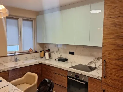 Izdavanje, trosoban stan, 79m², Stari Grad, Beograd - image 5