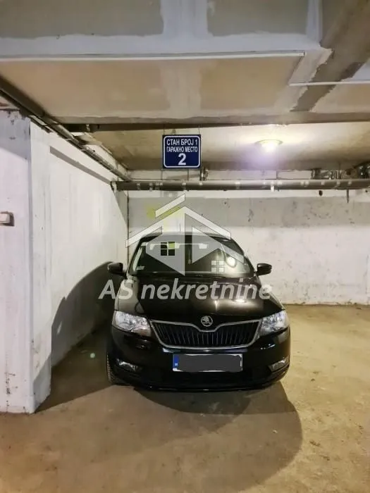 Rent, three bedroom apartment, 78m², Vračar Hram, Vračar Sve Podlokacije
