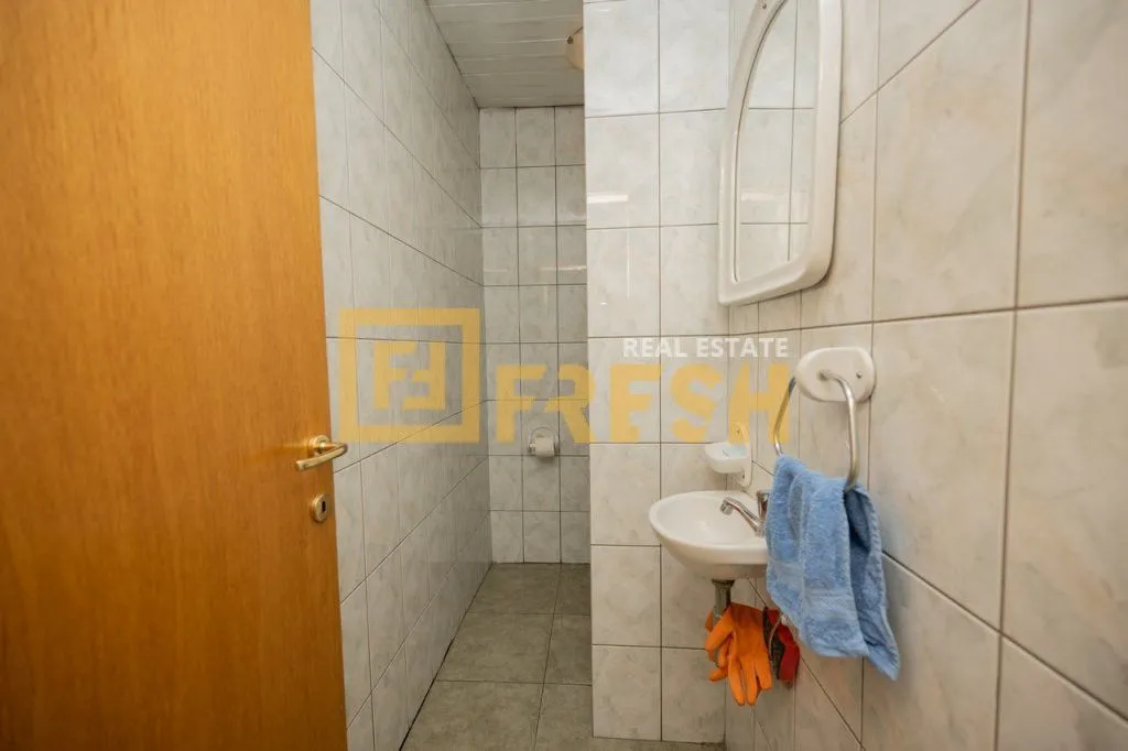 Sale, office space, 87m², Preko Morače, Podgorica