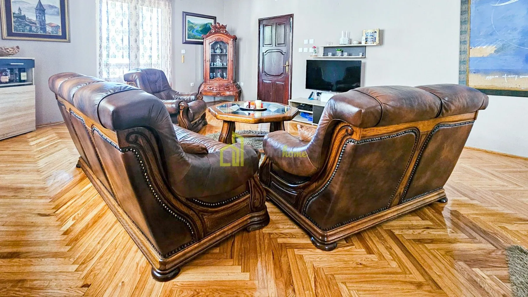 Sale, house, 350m², Momišići, Podgorica