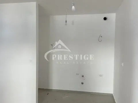 Prodaja, jednosoban stan, 45m², City Kvart, Podgorica - image 6