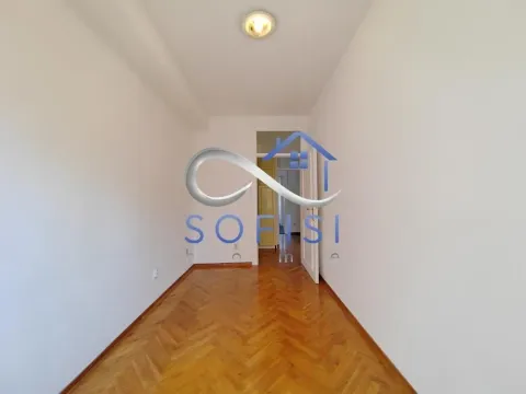 Izdavanje, četvorosoban stan, 101m², Novi Sad Sve Podlokacije, Novi Sad - image 16