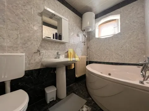 Prodaja, četvorosoban stan, 103m², Stari grad, Novi Sad - image 19