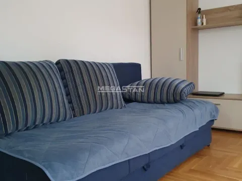 Prodaja, kuća, 84m², Uciteljsko Naselje, Zvezdara Sve Podlokacije - image 3