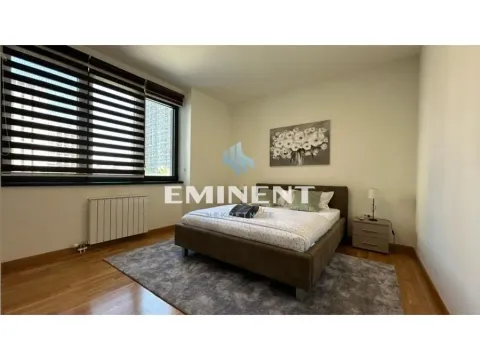 Izdavanje, dvosoban stan, 55m², Savski Venac, Beograd - image 7