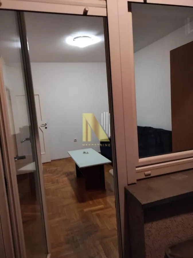 Izdavanje, jednosoban stan, 35m², Rotkvarija, Novi Sad Sve Podlokacije
