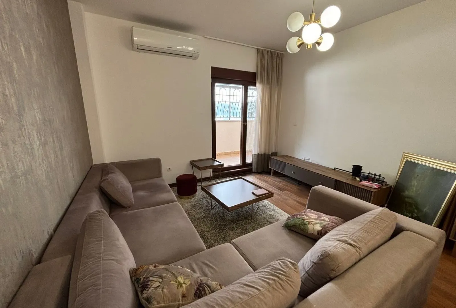 Prodaja, dvosoban stan, 89m², Momišići, Podgorica