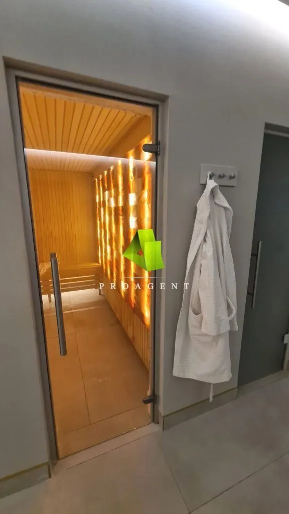 Prodaja, jednosoban stan, 78m², Centar, Vrnjačka Banja