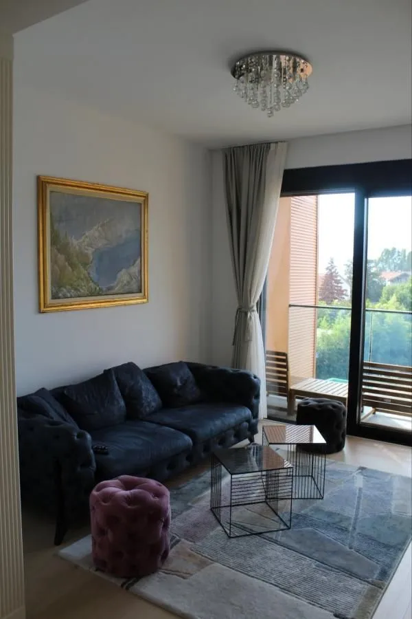 Prodaja, jednosoban stan, 50m², Tivat, Crna Gora
