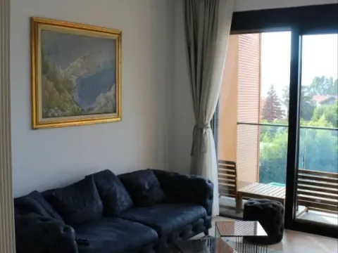 Sale, one bedroom apartment, 50m², Tivat, Crna Gora - image 11