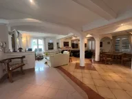 Rent, house, 350m², Zlatica, Podgorica - image 2