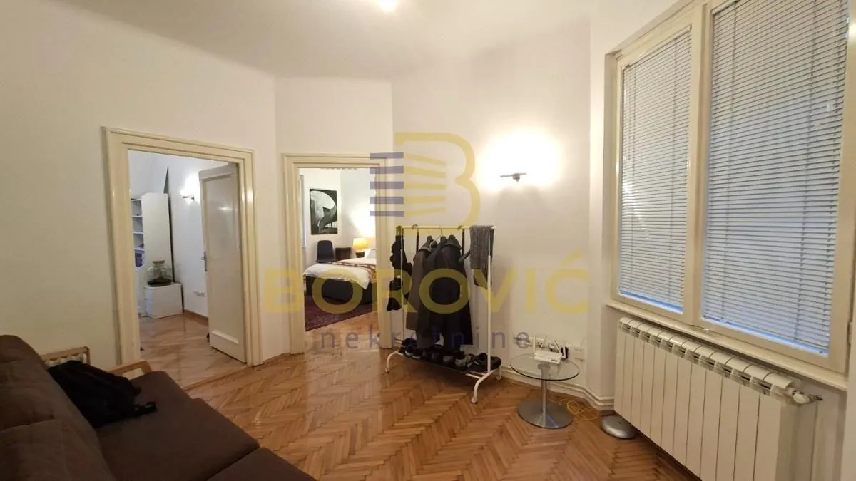 Izdavanje, trosoban stan, 60m², Stari Grad, Beograd