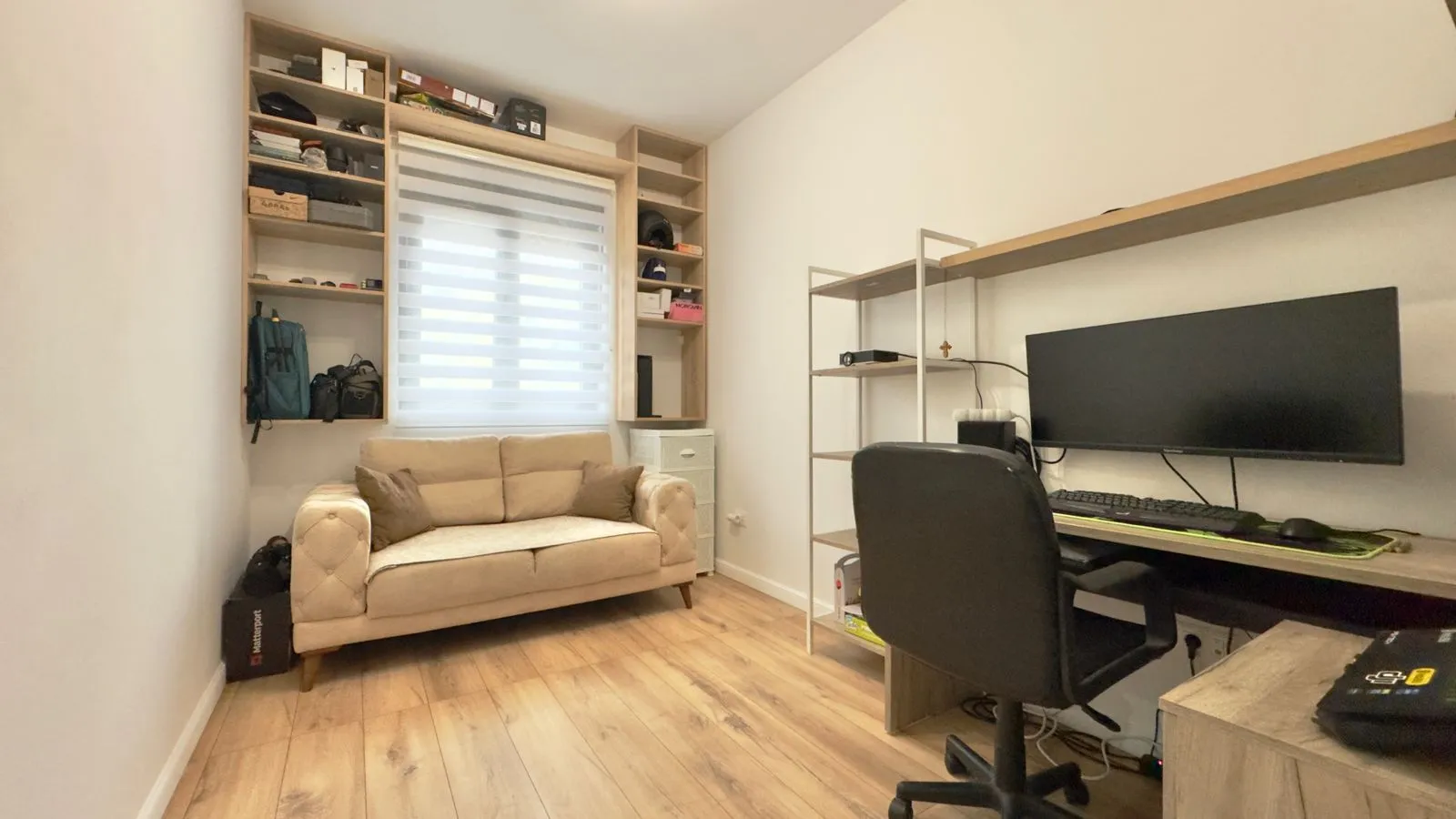 Izdavanje, trosoban stan, 76m², Kava, Tivat