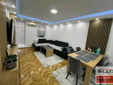 Stan in Novo naselje