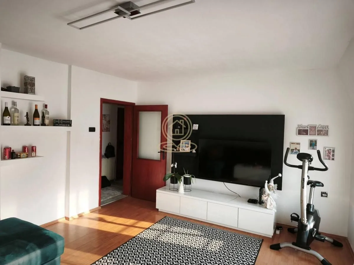 Sale, three bedroom apartment, 70m², Medijana, Niš