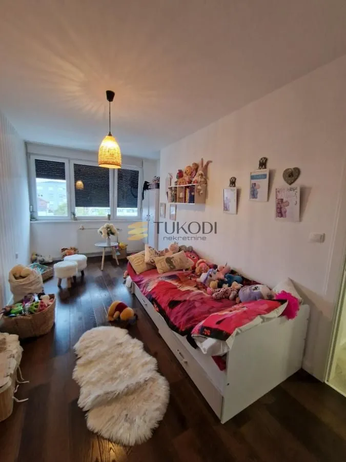 Prodaja, četvorosoban stan, 146m², Telep, Novi Sad Sve Podlokacije