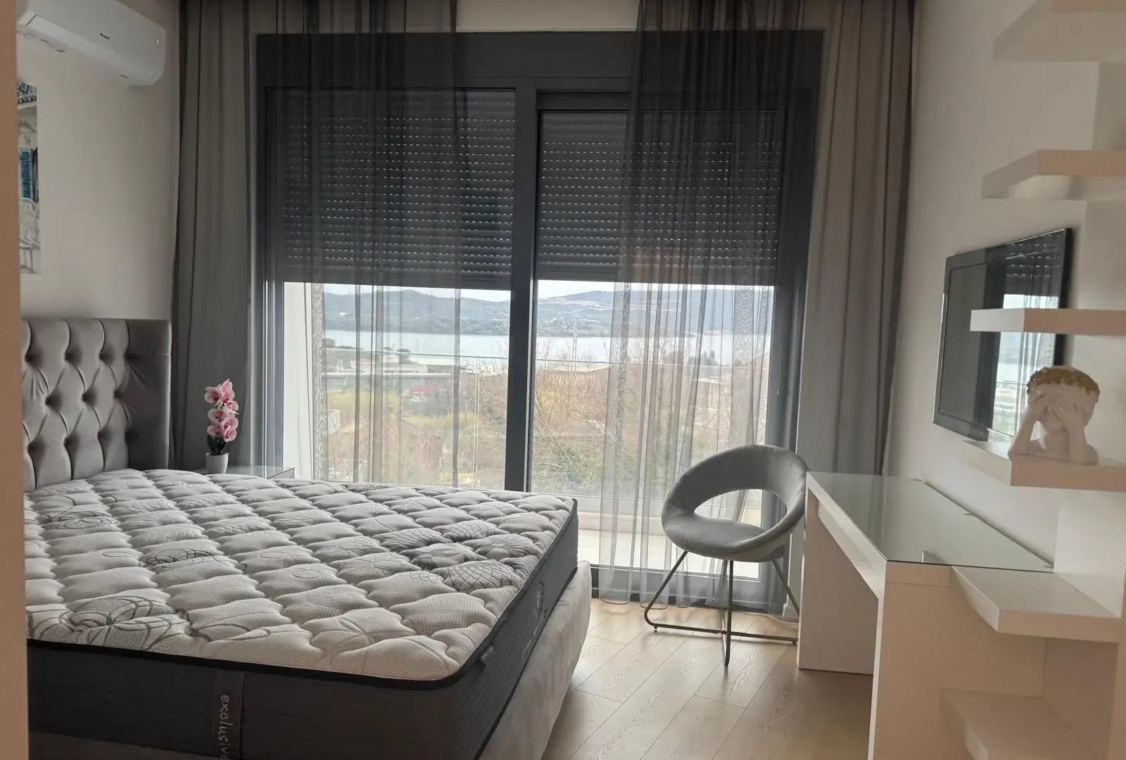 Prodaja, trosoban stan, 90m², Kava, Tivat