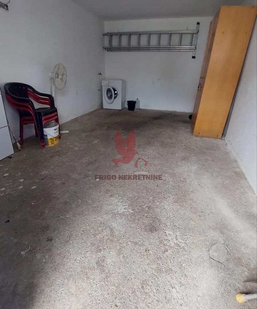 Sale, house, 214m², Mladenovac, Beograd
