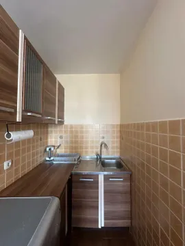 Rent, one bedroom apartment, 50m², Centar, Tivat - image 12