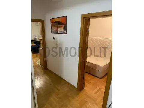 Rent, two bedroom apartment, 40m², Slavija, Vračar Sve Podlokacije - image 11