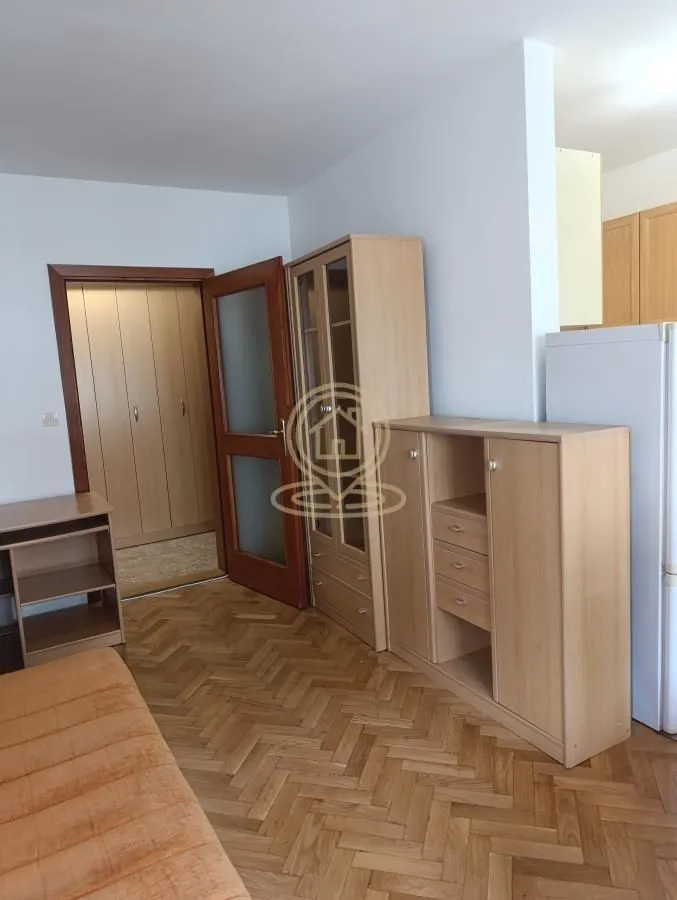 Izdavanje, jednosoban stan, 45m², Podbara, Novi Sad Sve Podlokacije