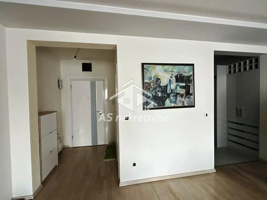 Rent, three bedroom apartment, 81m², Lekino Brdo, Voždovac Sve Podlokacije