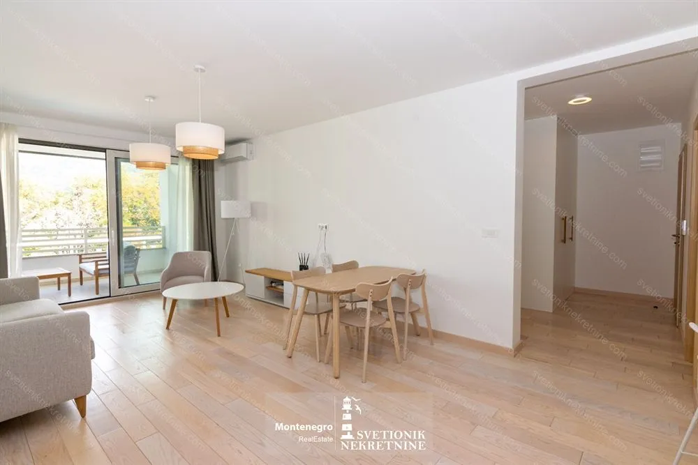 Prodaja, dvosoban stan, 87m², Igalo, Herceg Novi