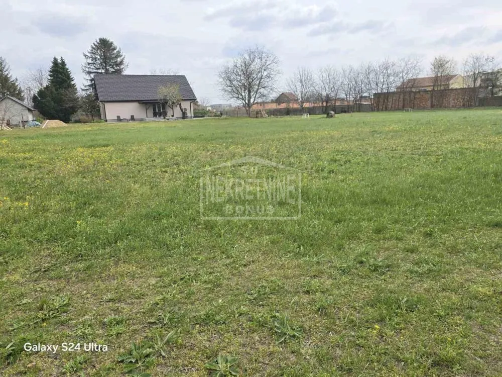 Prodaja, plac, 990m², Železničko Naselje, Subotica