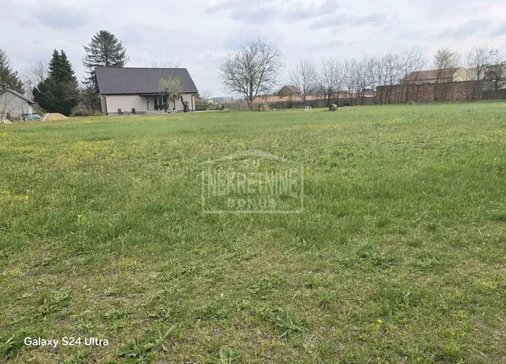 Prodaja, plac, 990m², Železničko Naselje, Subotica