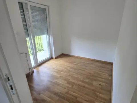 Izdavanje, dvosoban stan, 42m², Telep, Novi Sad Sve Podlokacije - image 7
