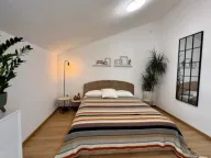 Izdavanje, dvosoban stan, 100m², Budva, Crna Gora - image 4