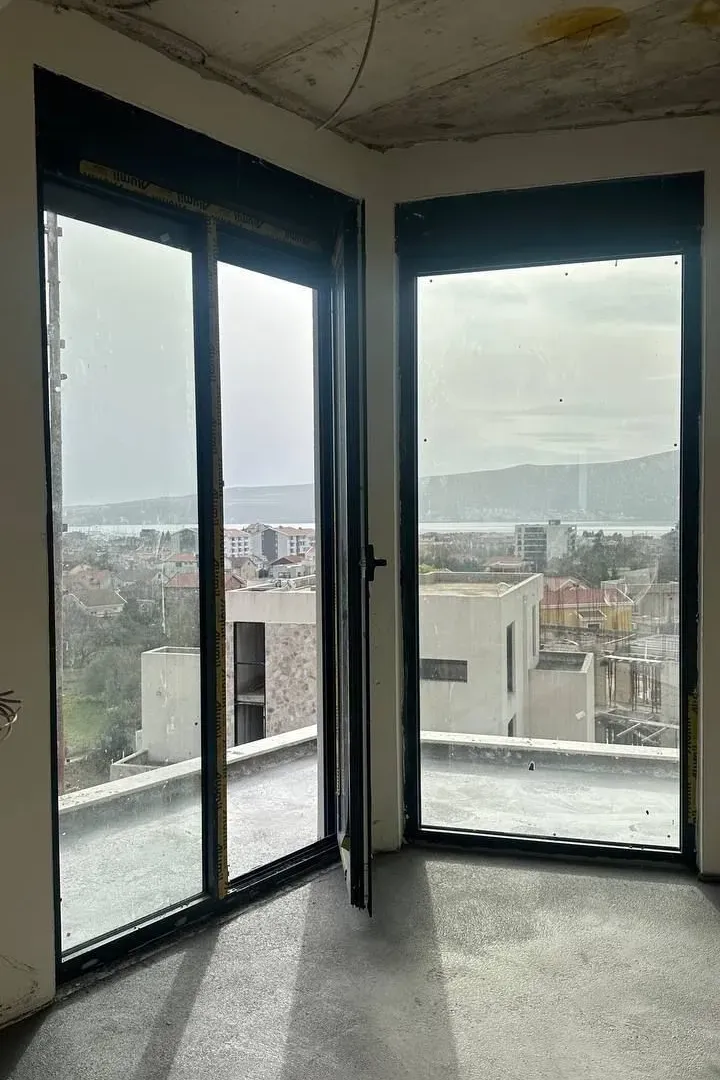 Prodaja, dvosoban stan, 91m², Donja Lastva, Tivat