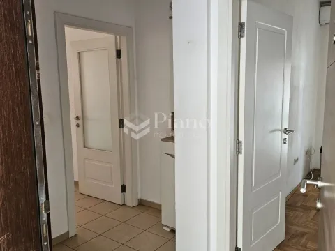 Rent, three bedroom apartment, 84m², Drač, Podgorica - image 9