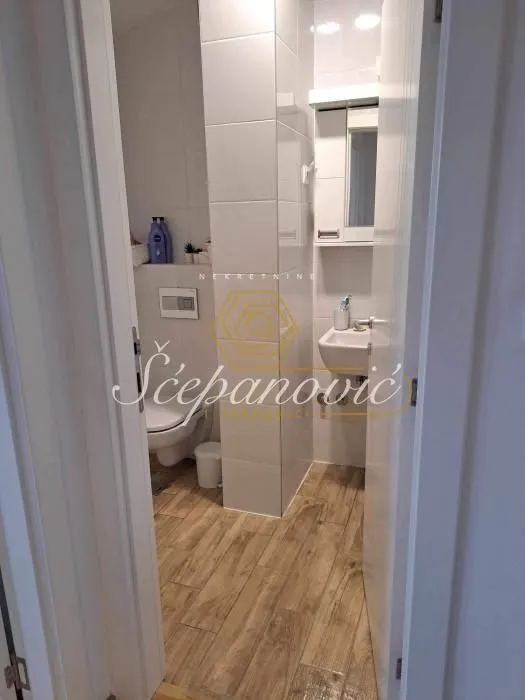 Sale, three bedroom apartment, 83m², Bulevar patrijarha Pavla, Novi Sad Sve Podlokacije