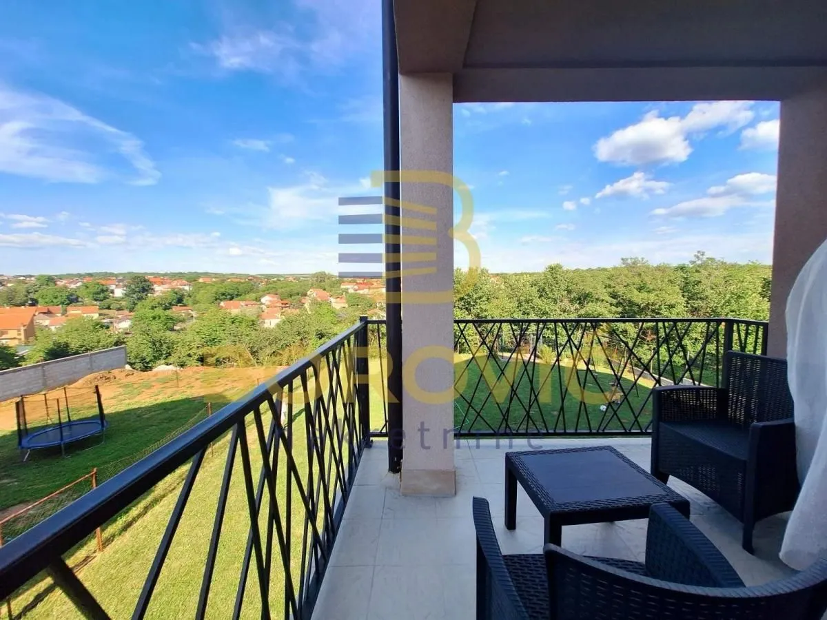 Sale, house, 104m², Železnik, Beograd