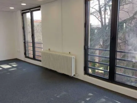 Izdavanje, poslovni prostor, 200m², Lekino Brdo, Voždovac Sve Podlokacije - image 5