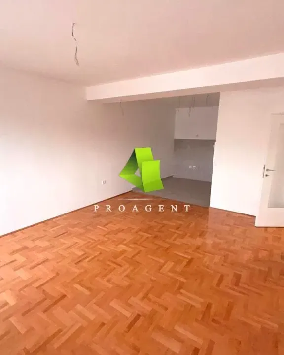 Sale, apartment, 38m², Medijana, Niš