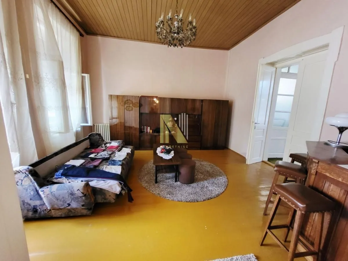 Prodaja, kuća, 275m², Bečej, Novi Sad