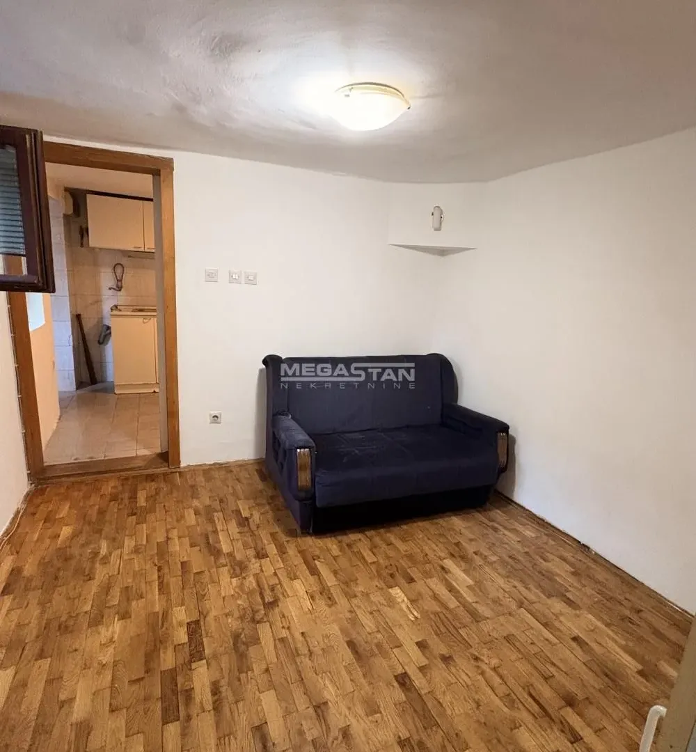 Prodaja, stan, 17m², Slavujev Venac, Zvezdara Sve Podlokacije