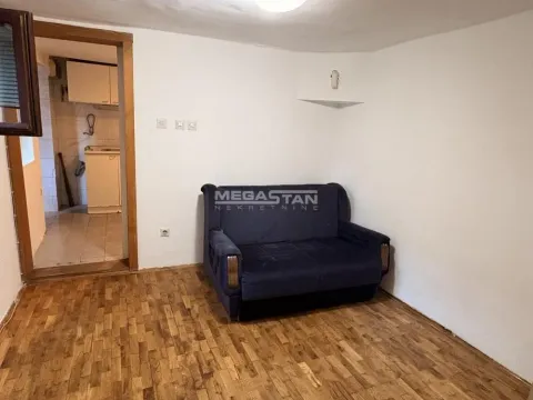 Prodaja, stan, 17m², Slavujev Venac, Zvezdara Sve Podlokacije - image 2