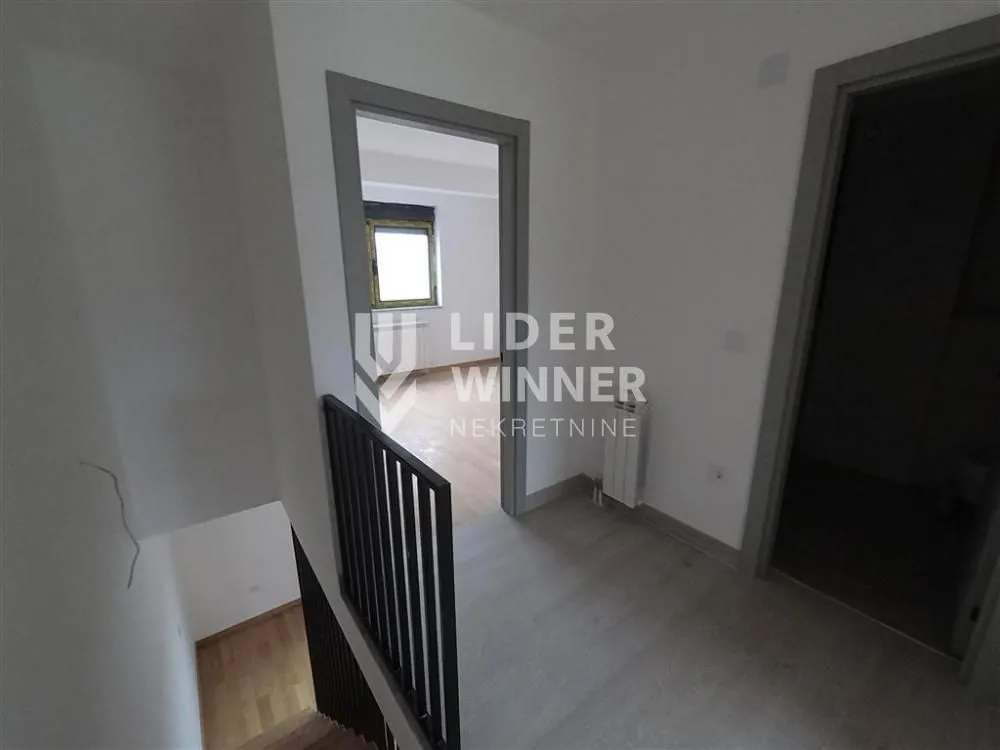 Sale, apartment, 143m², Autokomanda, Voždovac Sve Podlokacije