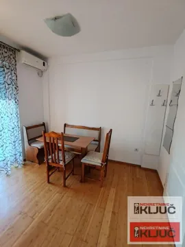 Izdavanje, garsonjera, 23m², Podbara, Novi Sad Sve Podlokacije - image 5
