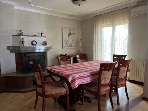 Four Bedroom Apartment for Rent, 150m2, Kalimanj, Tivat Four Bedroom Apartment for Rent, 150m2, Kalimanj, Tivat