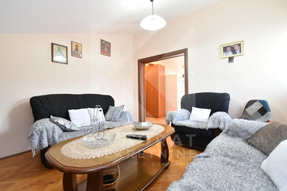 Izdavanje, jednosoban stan, 55m², Rogami, Podgorica