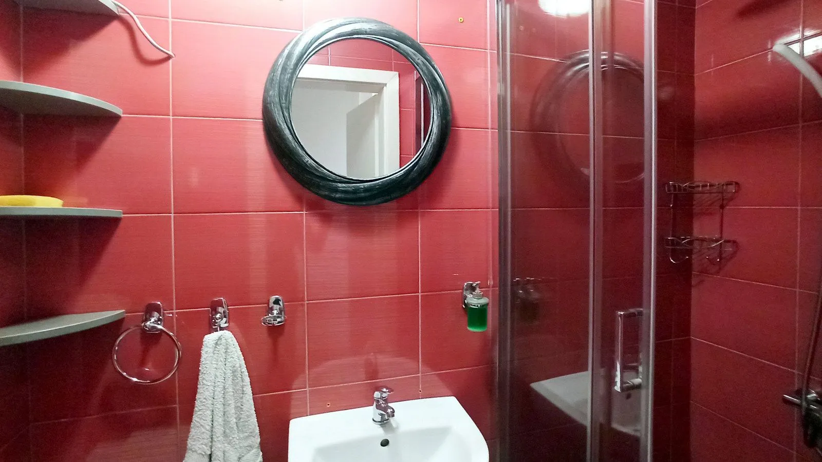 Prodaja, četvorosoban stan, 111m², Centar, Loznica